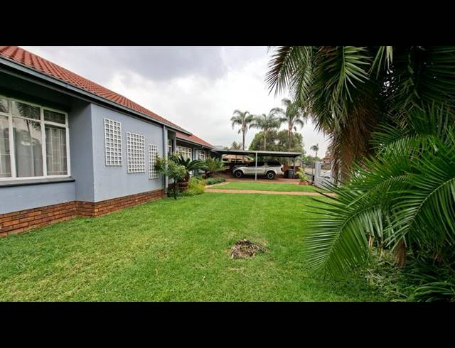 5 BEDROOM HOUSE FOR SALE IN KIRKNEY